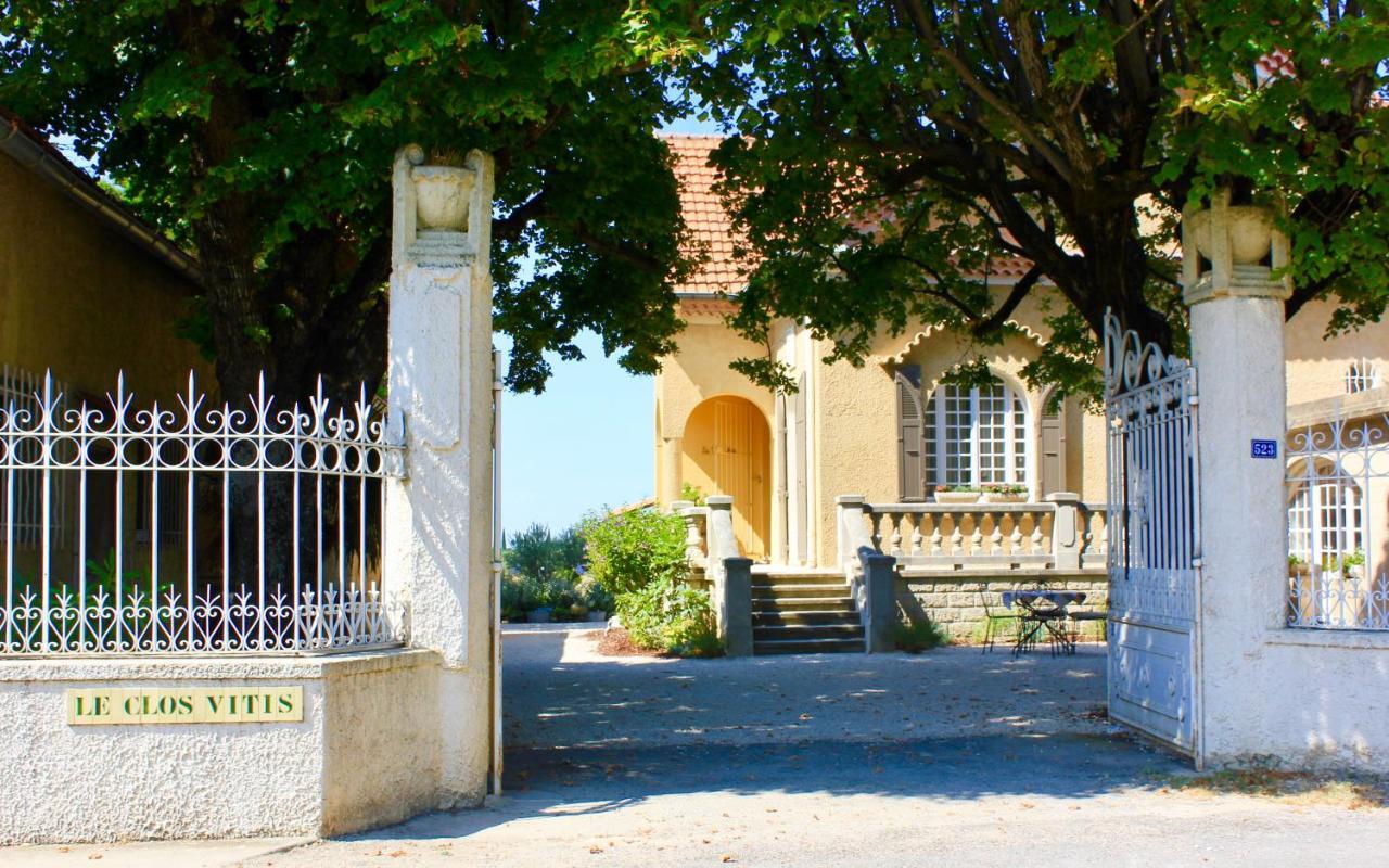 Le Clos Vitis Violes Bagian luar foto