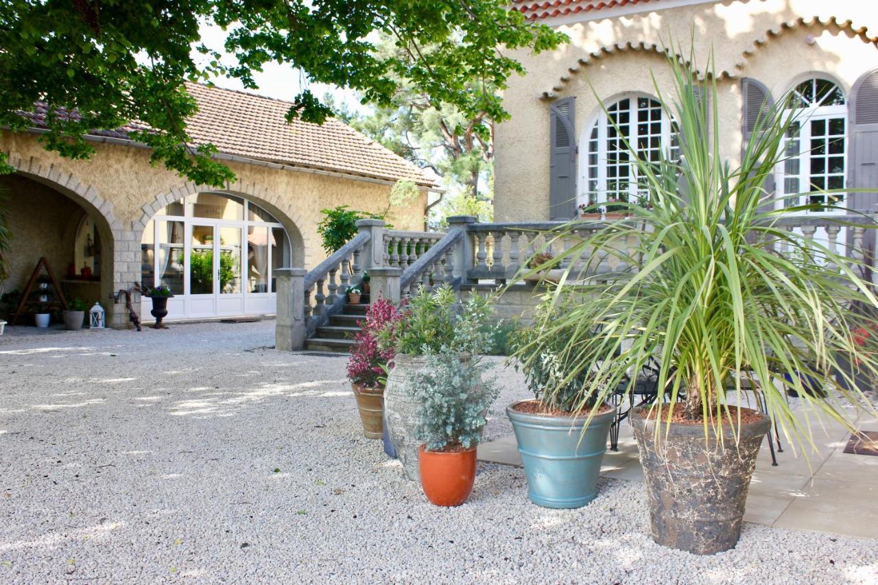 Le Clos Vitis Violes Bagian luar foto