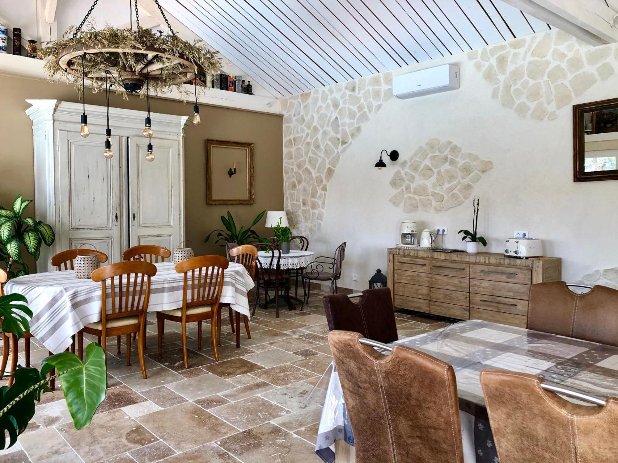 Le Clos Vitis Violes Bagian luar foto